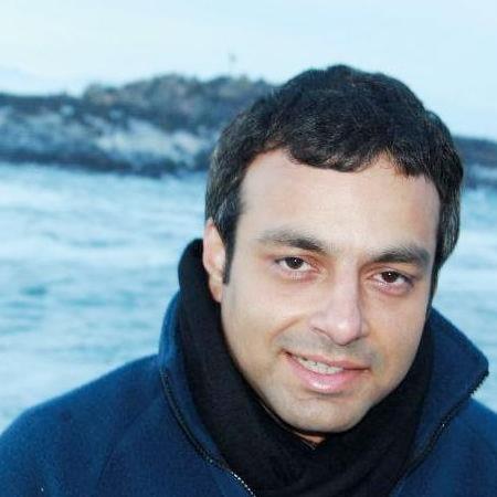 Akshay Thakker Biography