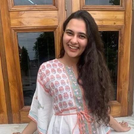 Aashna Chaudhary Biography