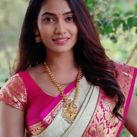 Spandana Palli Biography