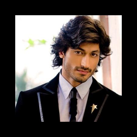 Vidyut Jammwal Biography