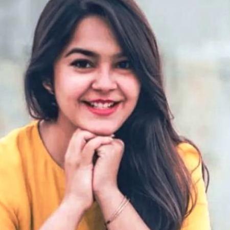 Khushali Vyas Biography