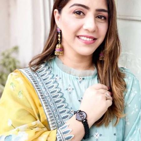 Shajiaa Niazi Biography