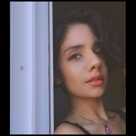 Rosleen Sandlas Biography