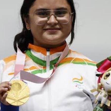 Avani Lekhara Biography