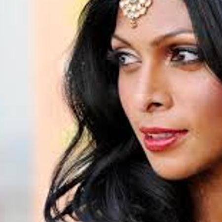 Nina Manuel Biography