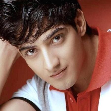 Mayank Arora Biography