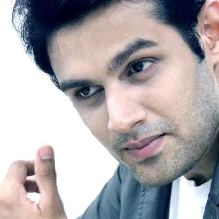 Vishal Nayak Biography