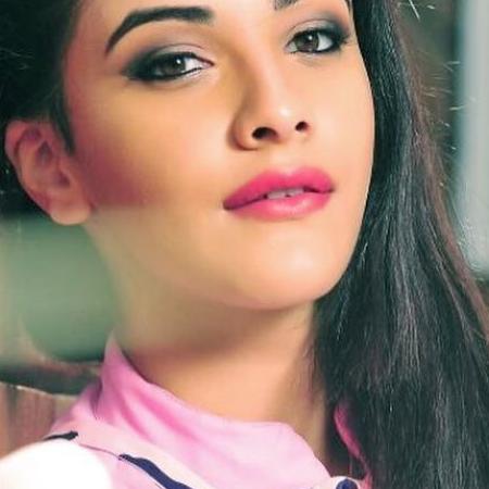 Tanishka Kapoor Biography
