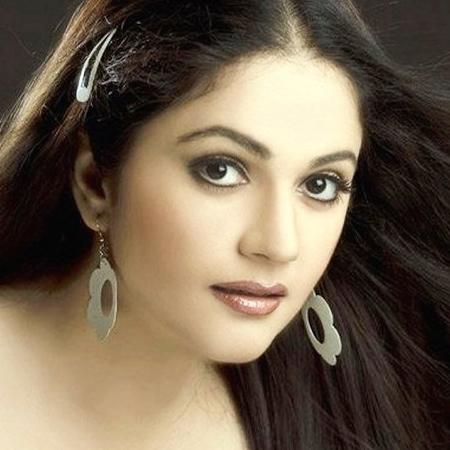 Gracy Singh Biography