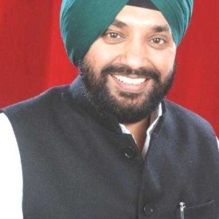 Arvinder Singh Lovely Biography