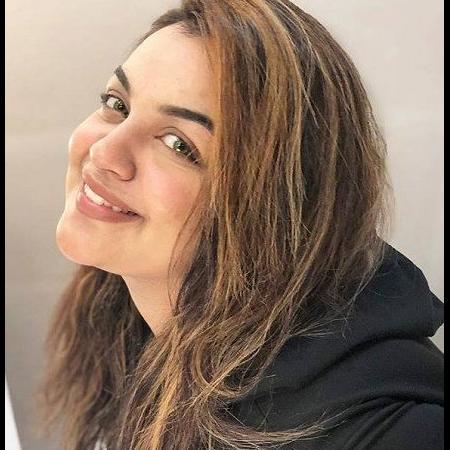 Fizah Khan Biography