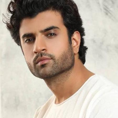 Umer Aalam Biography
