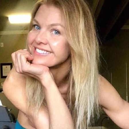 Dana Glowacka Biography