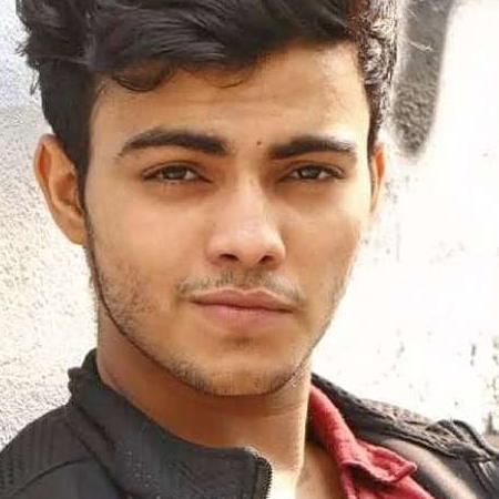 Sparsh Shrivastav Biography