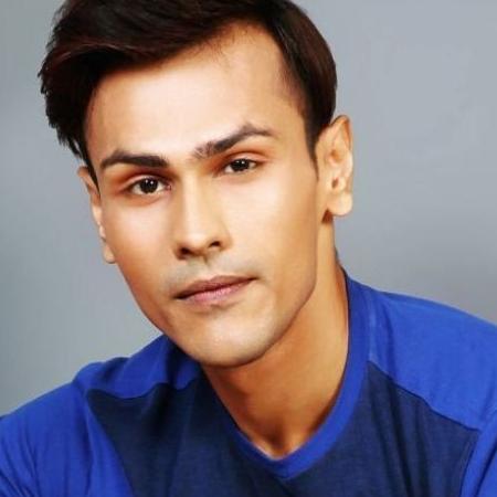 Saarrh Kkashyap Biography