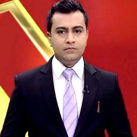 Akhilesh Anand Biography
