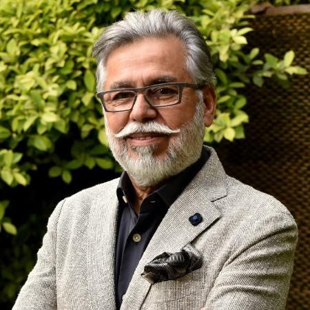 Pawan Munjal Biography