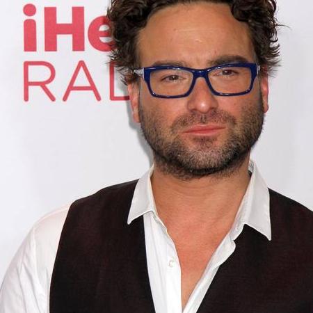 Johnny Galecki Biography