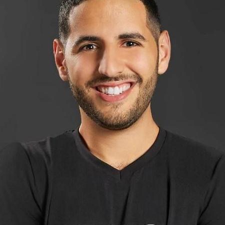 Nuseir Yassin Biography