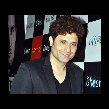 Shiney Ahuja Biography