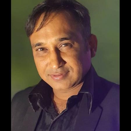 Mayur Vakani Biography