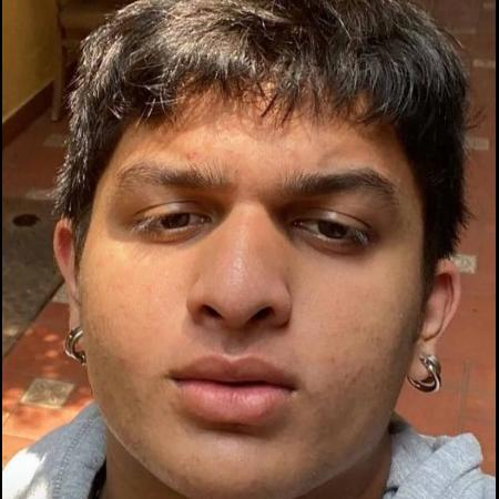 Zeke Warsi Biography