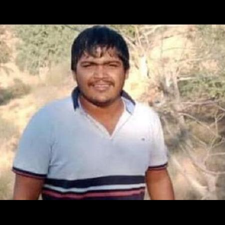 Deepak Mundi Biography