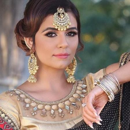 Aamber Dhillon Biography