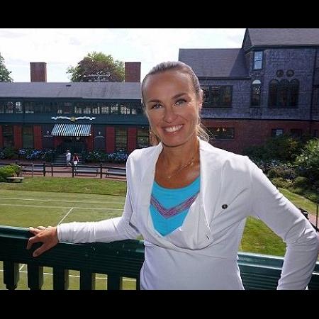 Martina Hingis Biography