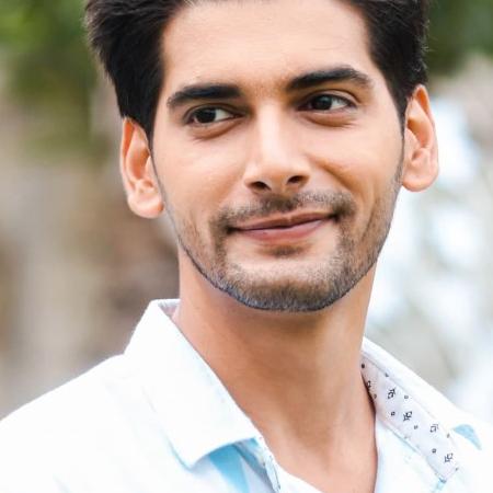 Akshit Sukhija Biography