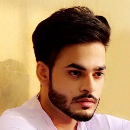 Arsh Maini Biography