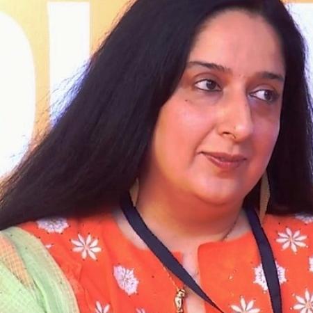 Swati Chaturvedi Biography