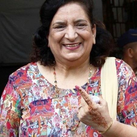 Uma Chopra Biography