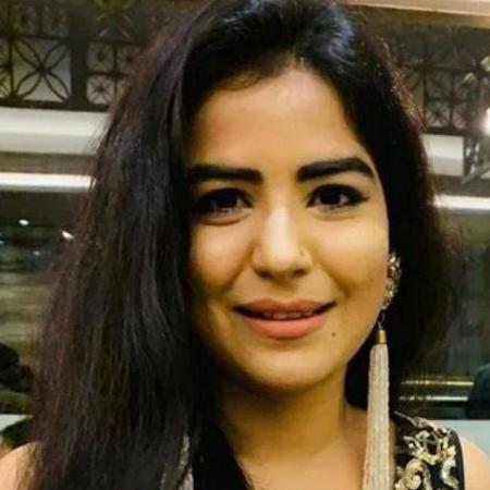 Shikha Malhotra Biography
