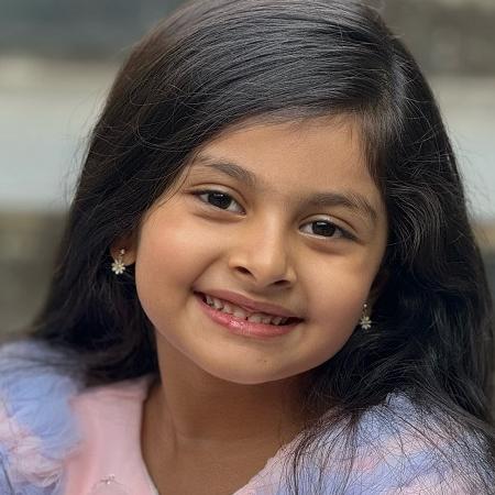 Ssara Palekar Biography