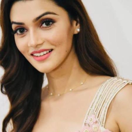 Nimika Ratnakar Biography