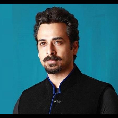 Sarwar Ahuja Biography