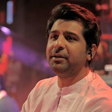 Shuja Haider Biography