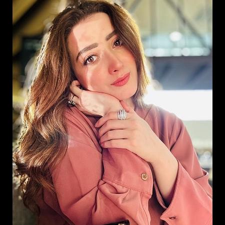 Momina Iqbal Biography