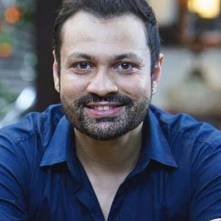 Rakesh Raghunathan Biography