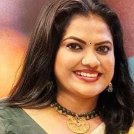 Minu Muneer Biography