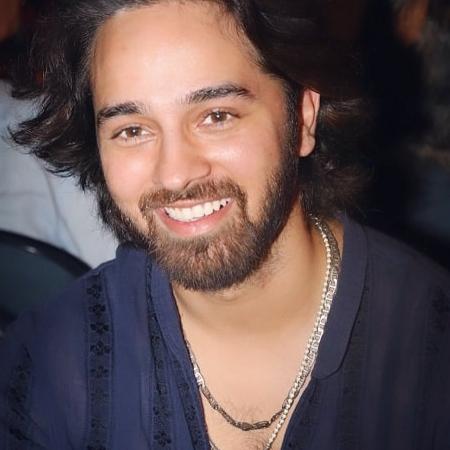 Nirvaan Birla Biography