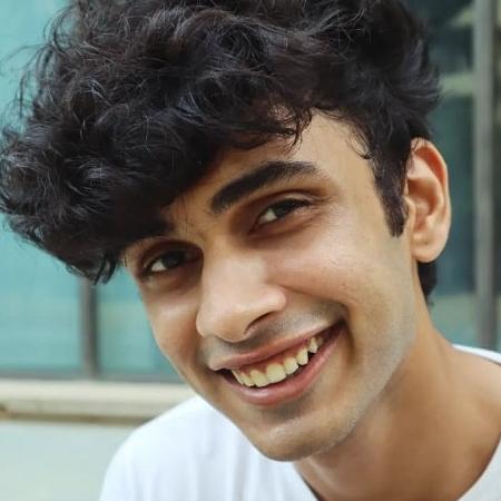 Dhaval Thakur Biography