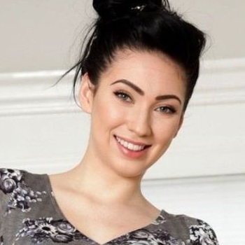 Aria Alexander Biography