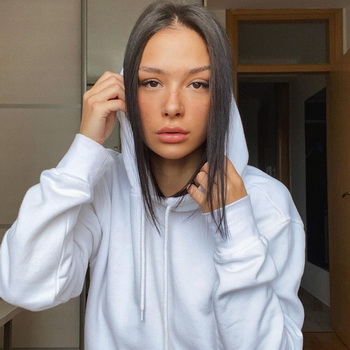 Anja Bla Biography