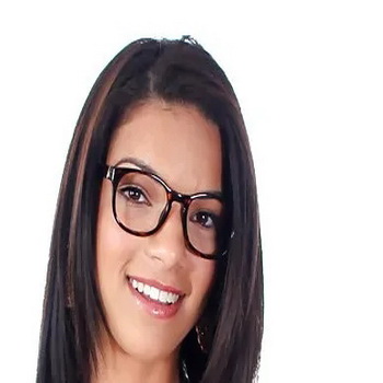 Carrie Brooks Biography
