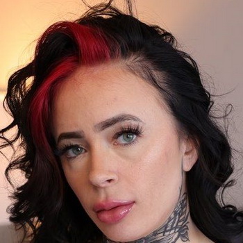 Faith Vixen Biography