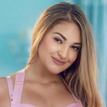 Gizelle Blanco Biography