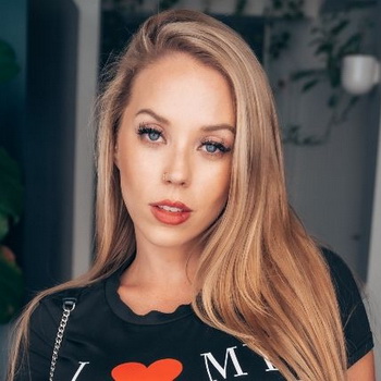 MyCookieJar Biography