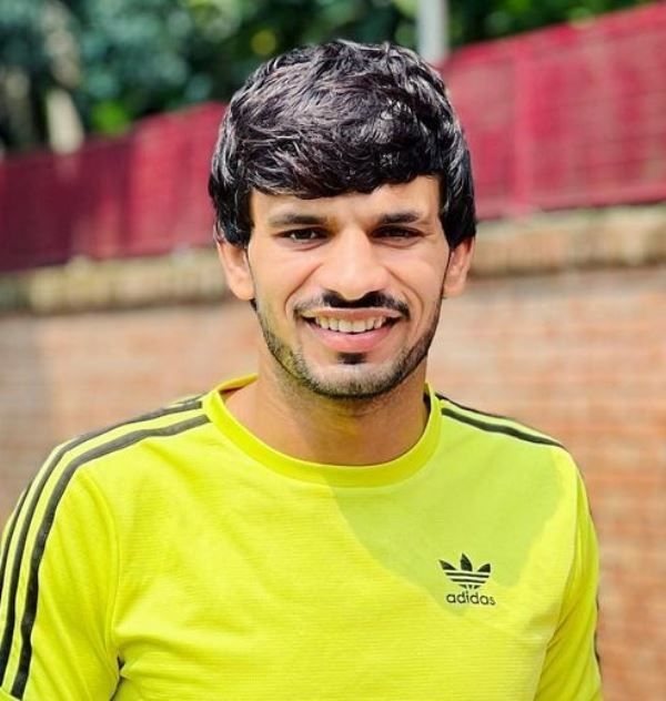 Neeraj Narwal Biography